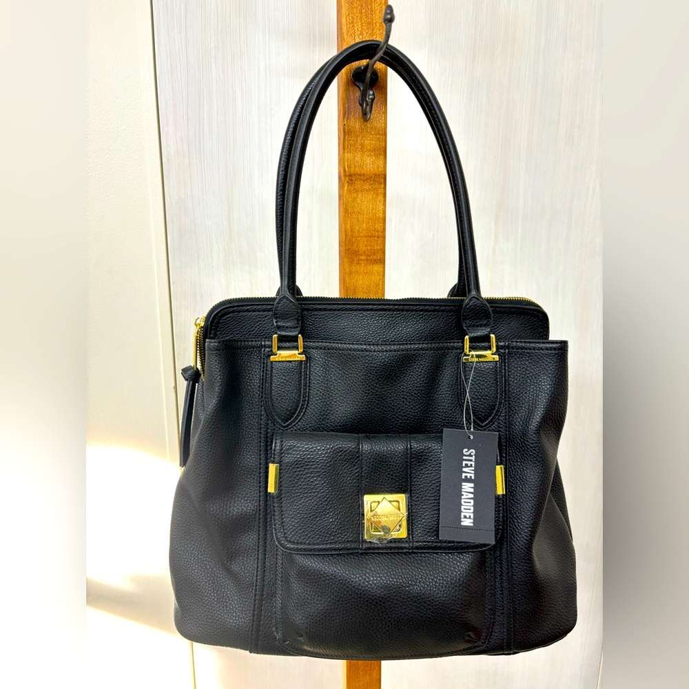 NWT Fun Steve Madden tote!!